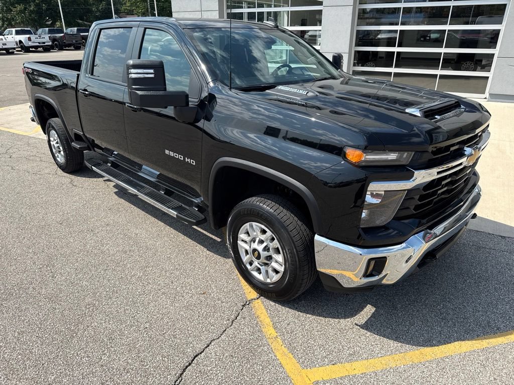 Used 2025 Chevrolet Silverado 2500 LT w/ Convenience Package AWD/4WD image 52