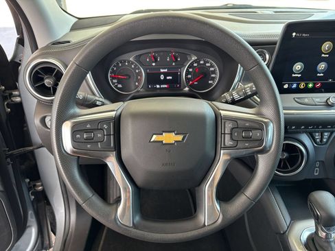 Used 2025 Chevrolet Blazer LT FWD image 29