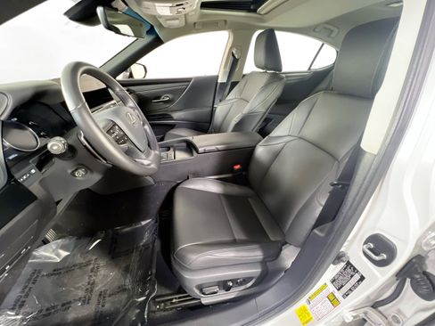 Used 2025 Lexus ES 350 w/ Premium Package FWD image 20
