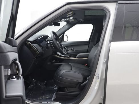 Certified 2026 Land Rover Range Rover Sport SE AWD/4WD image 5