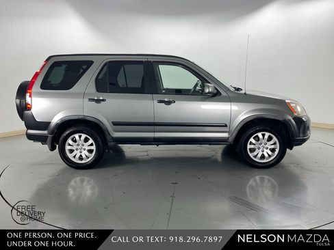 Used 2006 Honda CR-V EX image 5