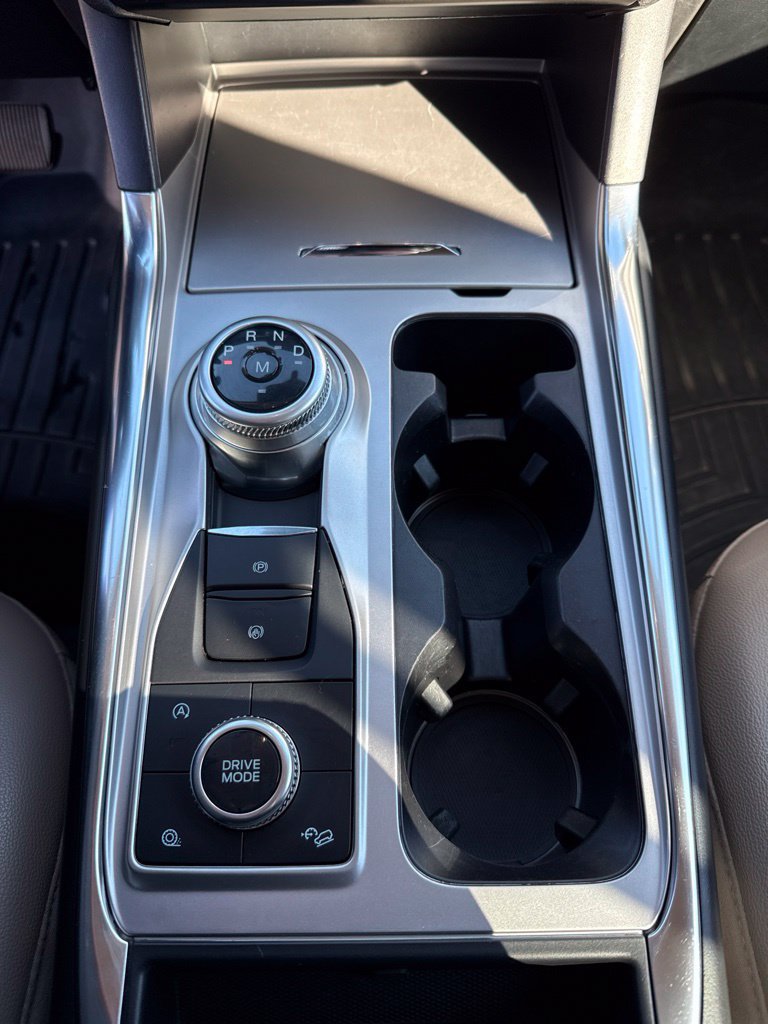 Used 2020 Ford Explorer Limited AWD/4WD image 19