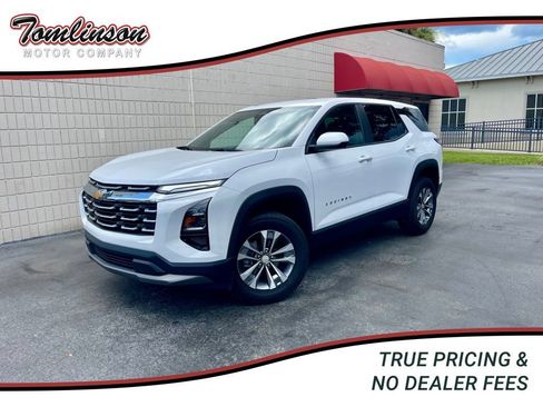 Used 2026 Chevrolet Equinox LT FWD image 1