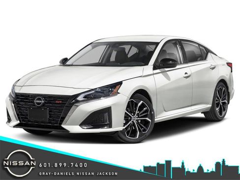 Used 2025 Nissan Altima 2.5 SR image 1