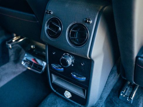 Used 2023 Rolls-Royce Cullinan AWD/4WD image 35