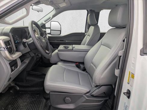 New 2026 Ford F350 XL w/ FX4 Off-Road Package image 13