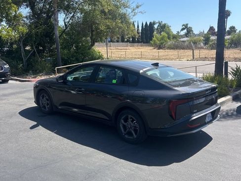 Used 2025 Kia K4 FWD image 7