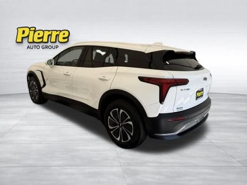 Used 2025 Chevrolet Blazer EV LT AWD/4WD image 2