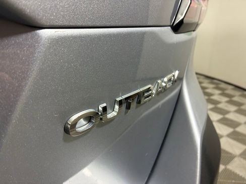 Used 2022 Subaru Outback Premium image 25