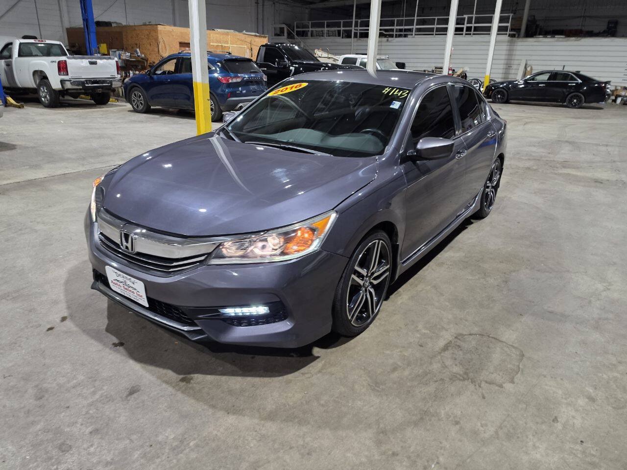 Used 2016 Honda Accord Sport image 3