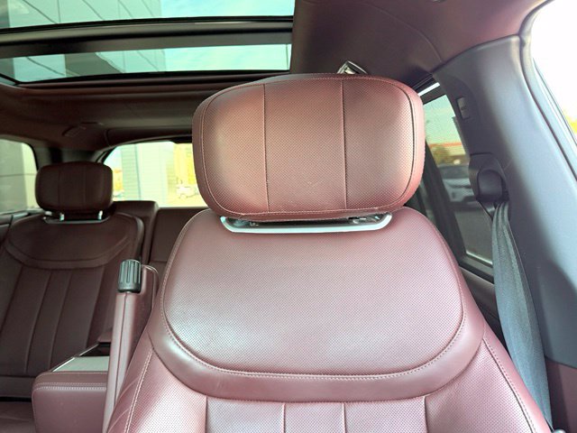Certified 2024 Land Rover Range Rover Autobiography AWD/4WD image 15