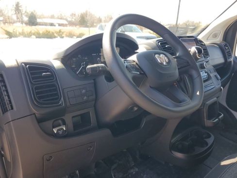 Used 2024 RAM ProMaster 2500 image 10
