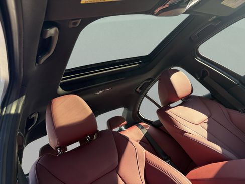 New 2026 BMW 330i Sedan w/ M Sport Package image 29