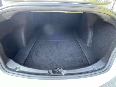 Used 2021 Tesla Model 3 Standard Range Plus RWD image 9