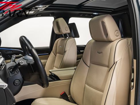 Used 2021 Cadillac Escalade Premium Luxury w/ Driver Assist Tech Package image 21