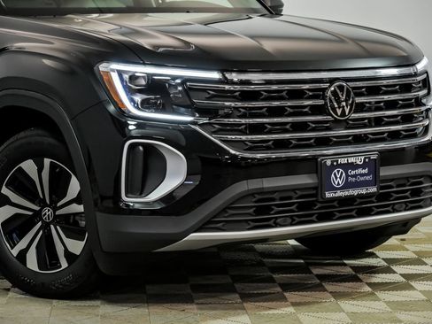 Certified 2026 Volkswagen Atlas SE AWD/4WD image 2
