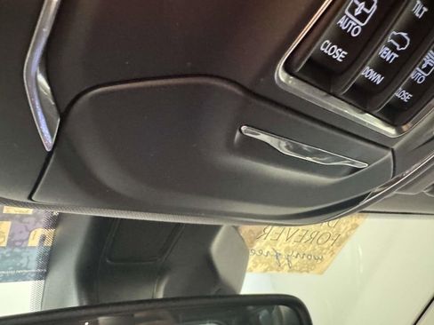 Used 2021 Jeep Grand Cherokee L Limited AWD/4WD image 27