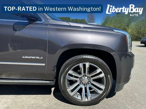 Used 2018 GMC Yukon Denali w/ Denali Ultimate Package AWD/4WD image 10