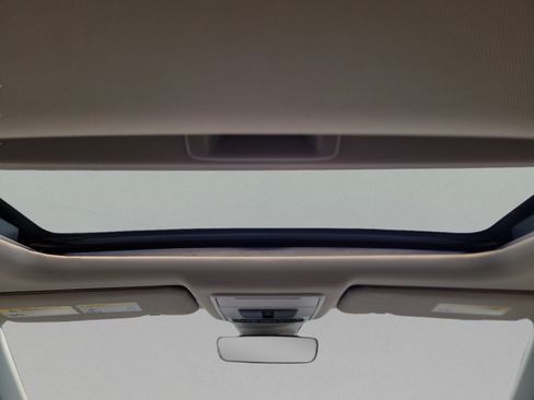 Used 2024 Honda CR-V EX-L image 11