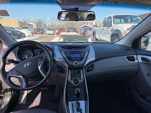 Used 2013 Hyundai Elantra Limited image 15