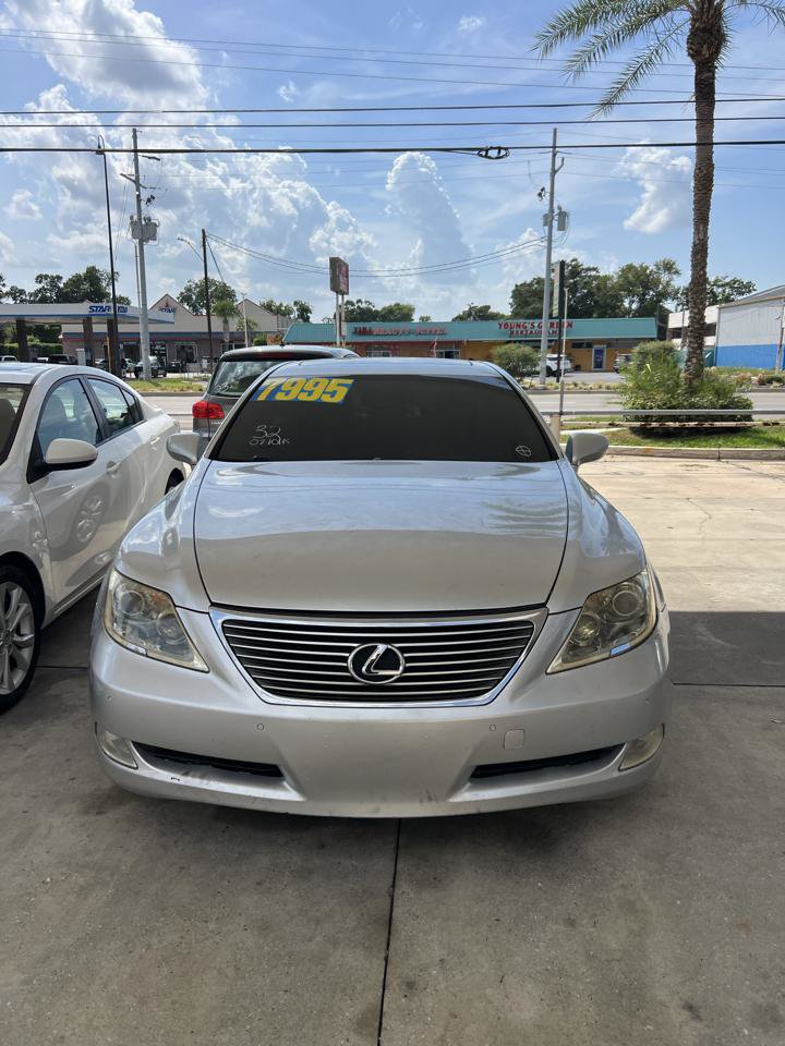 Used 2007 Lexus LS 460 RWD image 2