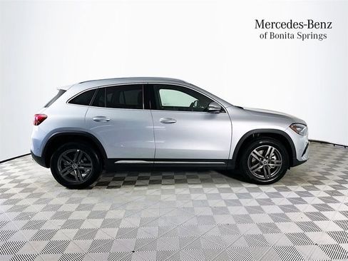 Used 2026 Mercedes-Benz GLA 250 4MATIC image 8