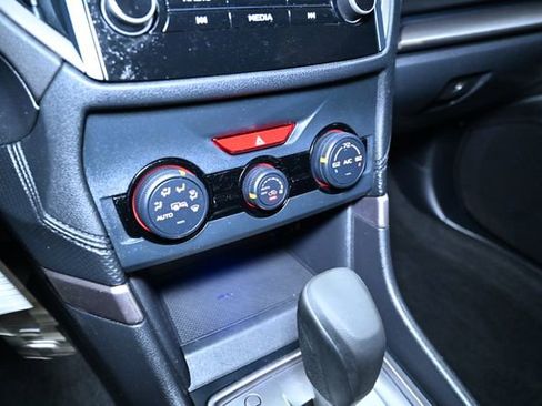 Used 2020 Subaru Forester Premium image 29