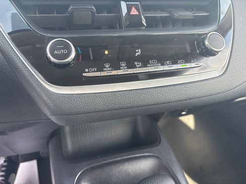 Used 2023 Toyota Corolla LE image 26