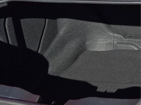 Used 2024 Chevrolet Camaro LT image 9