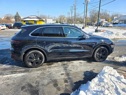 Used 2019 Porsche Cayenne AWD/4WD image 25
