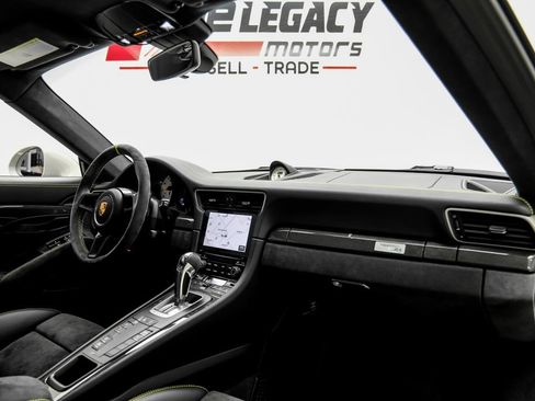 Used 2019 Porsche 911 GT2 RS RWD image 15
