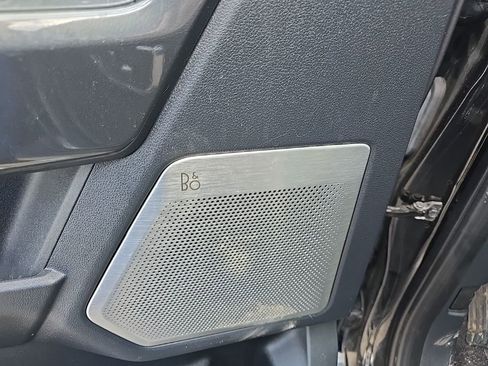 Used 2023 Ford F150 Lariat w/ Equipment Group 502A High image 8