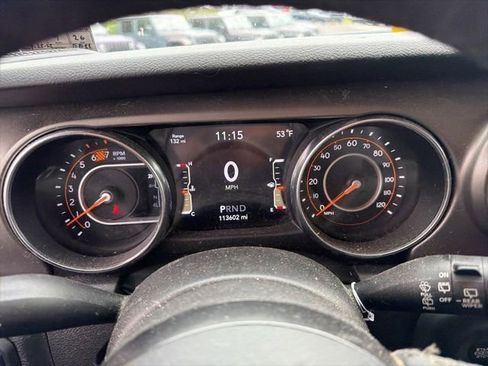 Used 2019 Jeep Wrangler Sport AWD/4WD image 7