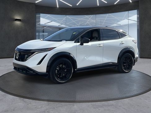 Used 2024 Nissan Ariya AWD image 2