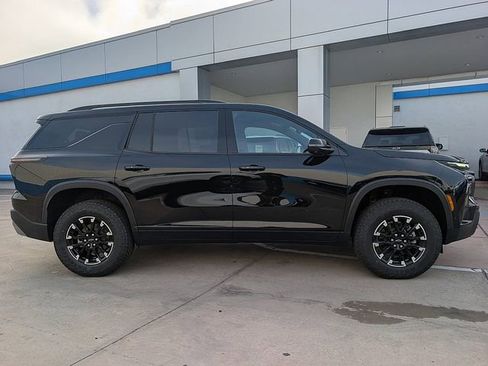 New 2026 Chevrolet Traverse Z71 w/ Enhanced Driving Package AWD/4WD image 7
