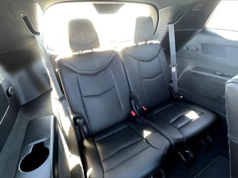 Used 2024 Cadillac XT6 Sport image 28