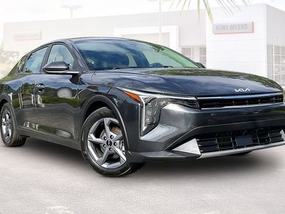 Used 2025 Kia K4 LXS