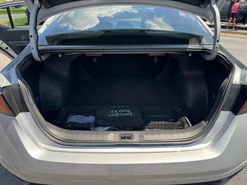 Certified 2024 Nissan Altima 2.5 SR FWD image 10
