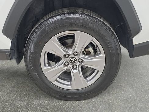 Certified 2024 Toyota RAV4 XLE AWD/4WD image 27