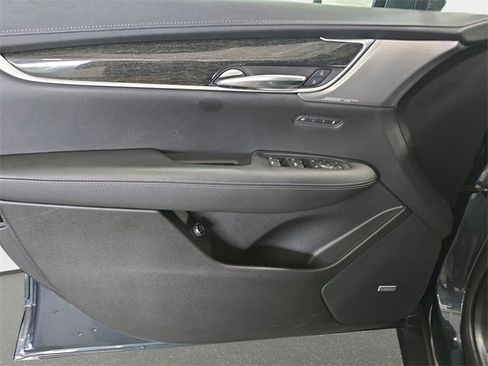 Used 2021 Cadillac XT5 Premium Luxury image 26