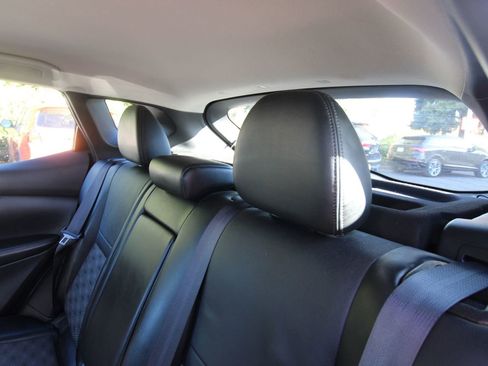 Used 2022 Nissan Rogue Sport SV w/ Technology Package image 27