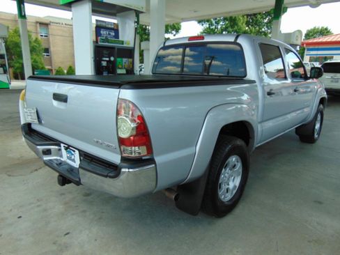 Used 2009 Toyota Tacoma 4x4 Double Cab image 3