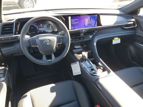 New 2026 Toyota Crown XLE image 15