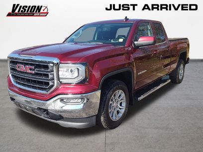 Used 2017 GMC Sierra 1500 SLE w/ SLE Value Package