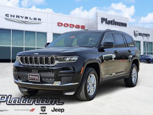 New 2025 Jeep Grand Cherokee L Laredo image 2
