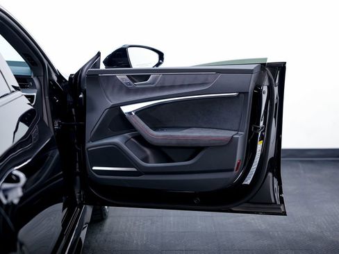 Used 2024 Audi RS 7 Performance image 14