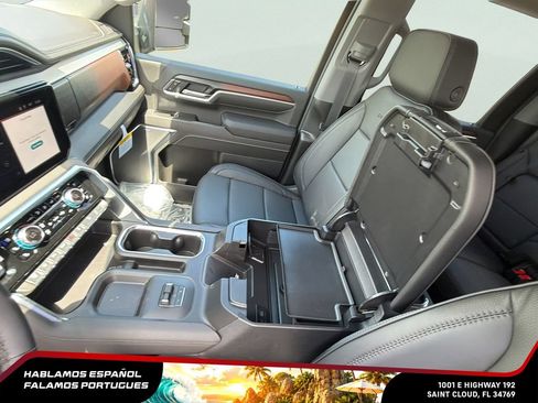 New 2026 GMC Sierra 2500 Denali w/ Denali Reserve Package AWD/4WD image 25