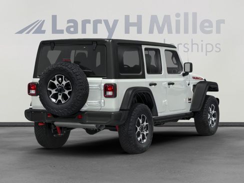 Used 2018 Jeep Wrangler Unlimited Rubicon AWD/4WD image 2