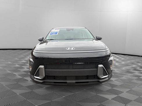 New 2026 Hyundai Kona SE image 2