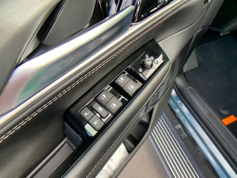 New 2026 Jeep Grand Wagoneer L Limited image 12